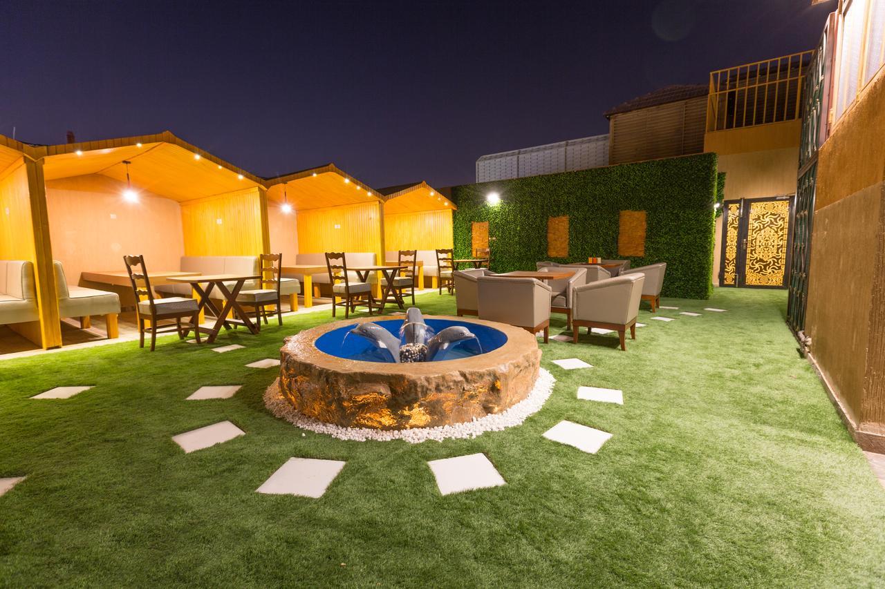 Luxury Hotel Apartments タブーク エクステリア 写真